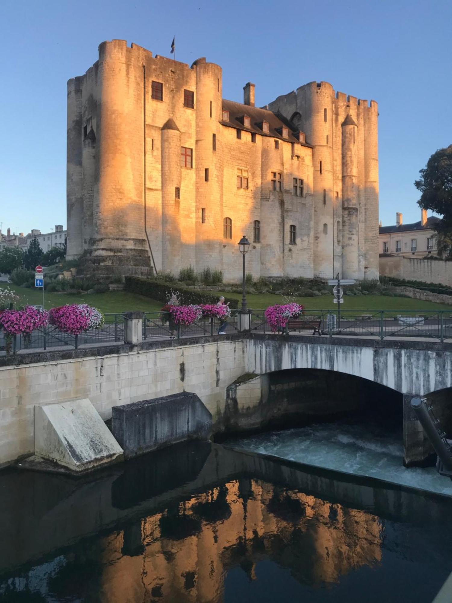 Super Studio Coup De Coeur Niort Exterior foto